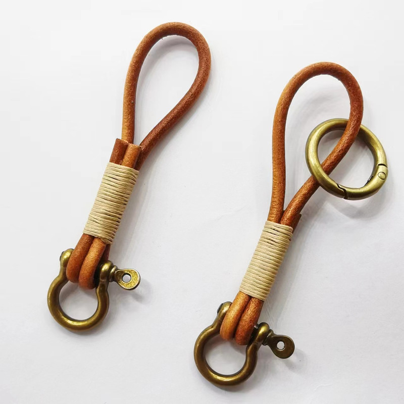 가죽 끈 고리 레트로 소가죽 남성용 키체인 빈티지 로프 - Antique Brass Hook 리뷰 및 가격